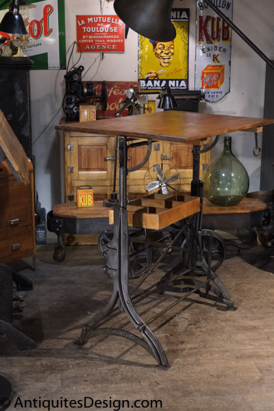 table architecte ideali vintage en fonte